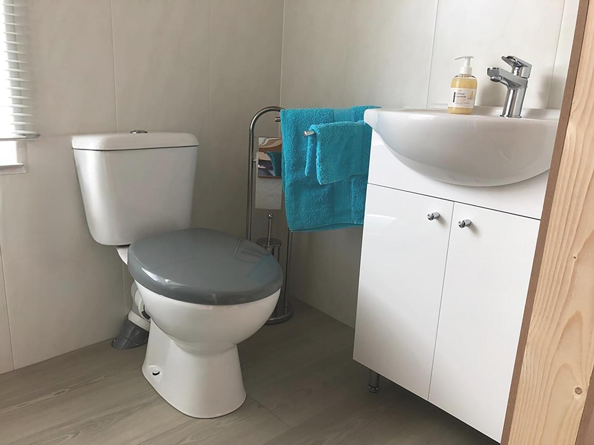 L'Eden Carolo - Netflix, Wi-Fi, 10Min Aeroport, Parking Gratuit Appartement Dampremy Buitenkant foto