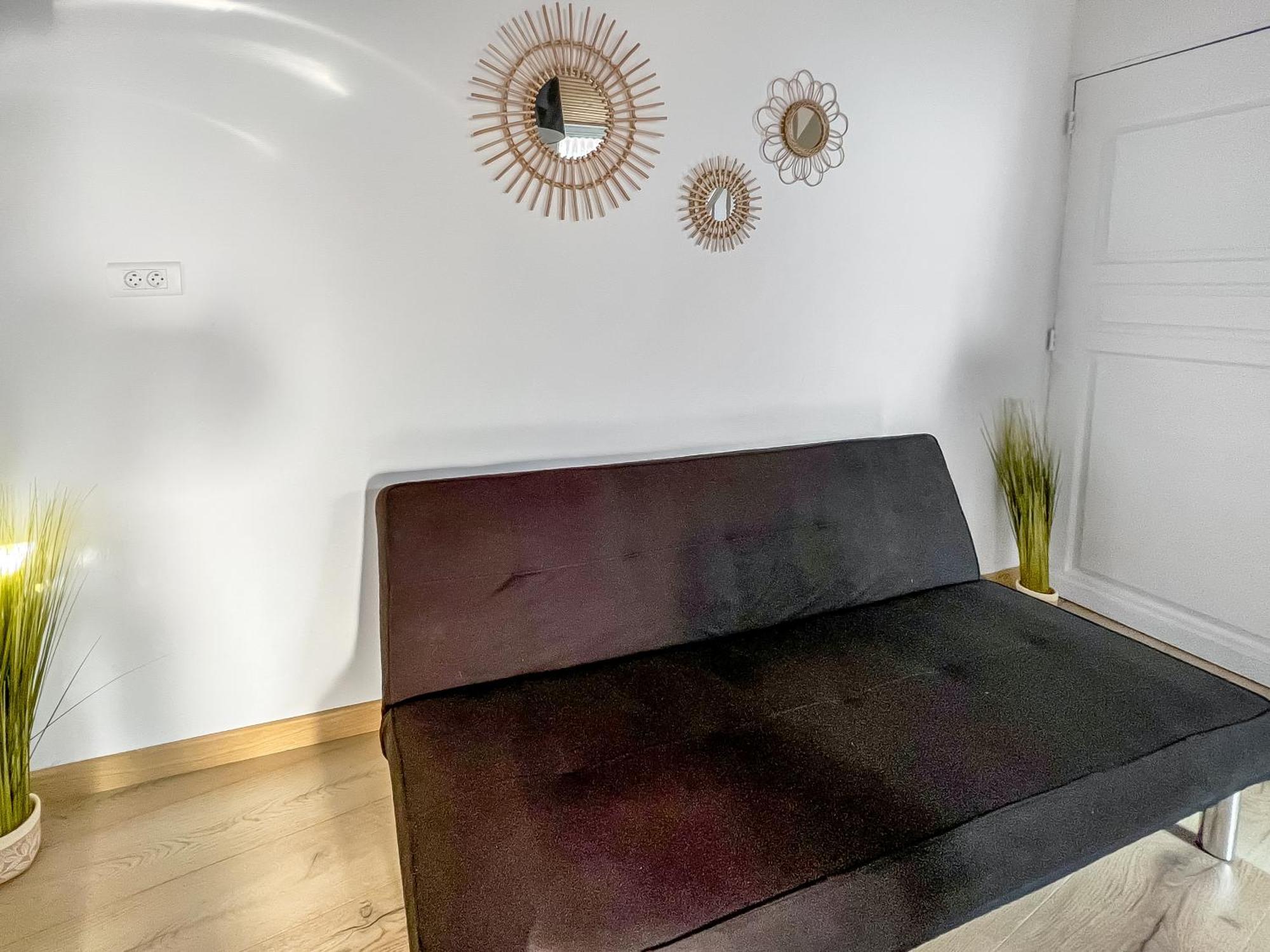 L'Eden Carolo - Netflix, Wi-Fi, 10Min Aeroport, Parking Gratuit Appartement Dampremy Buitenkant foto